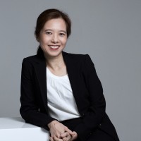 Gloria Lim