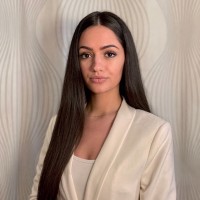 Amina K.