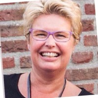 Esther Zwemmer