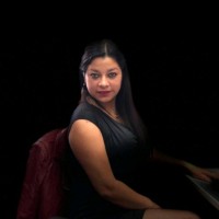 Andrea Yasmin Flores Prada