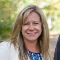 Erin Mapes (Ringa)