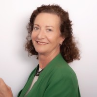 Elvira Arzubialde Saenz-Badillos