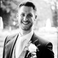 Dr Liam Pendlebury