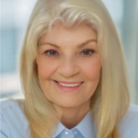 Linda Stevens