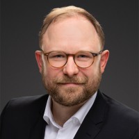 Dr. Axel Ebers