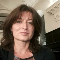Aniko Grof