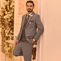 Anees Tariq