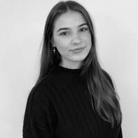Adriane Karbowski