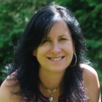 Lorraine Dillon