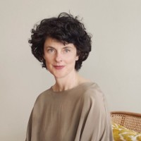 Suzanne Shade