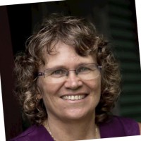 Sandra Charlton