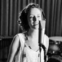 Bárbara Rodrigues Cantora