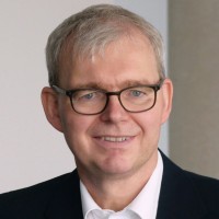 Christoph Dönges