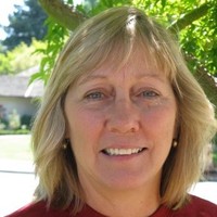 Vicki Linn
