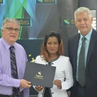 Viviann Rampersad