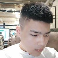 秦佳辉