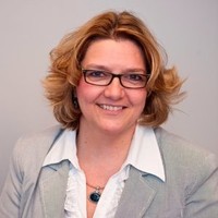 Lori Squires