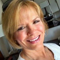 Paula Thurston
