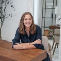 Vivian Huston