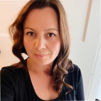Katarzyna Bond