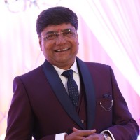 Paresh H Davey