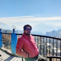 Sachin Kaushik ( Sean Hayes )