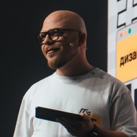 Антон Смирнов