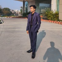 Nadir khursheed