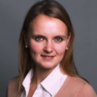 Dr. Alice Herlé