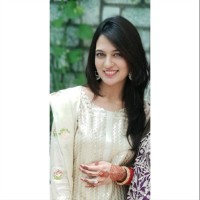 Dr Bushra Mumtaz