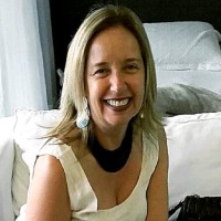 Claudia Moura