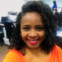 Nídia Paz
