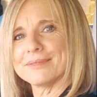 Vicki Nibloe