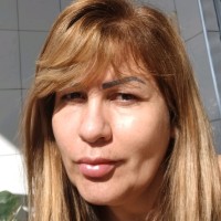 Adriana Paes