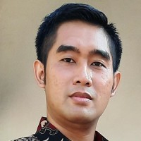 Irfan Bakhtiar