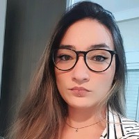 Yara Mantovi Teixeira
