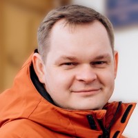 Максим Козловський