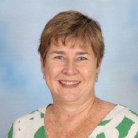 Bernadette Wright