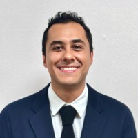 José Enrique Pantoja 何憲