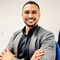 Rick Sued Moura