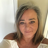 Lisa Peurrung