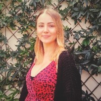 Zoe Mills