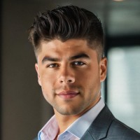 Derek Cruz