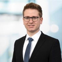 Lukas S.