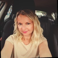 Eloise Warwick