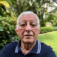 Luis Tello