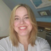 Lindsay Downs, MLIS