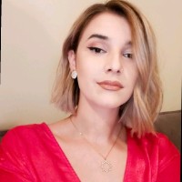 Veronika Kadifegia