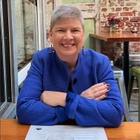 Brenda Holt