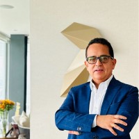 Carlos Garcés Peralta